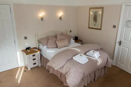 Allt na Leven Guest House - Image 1