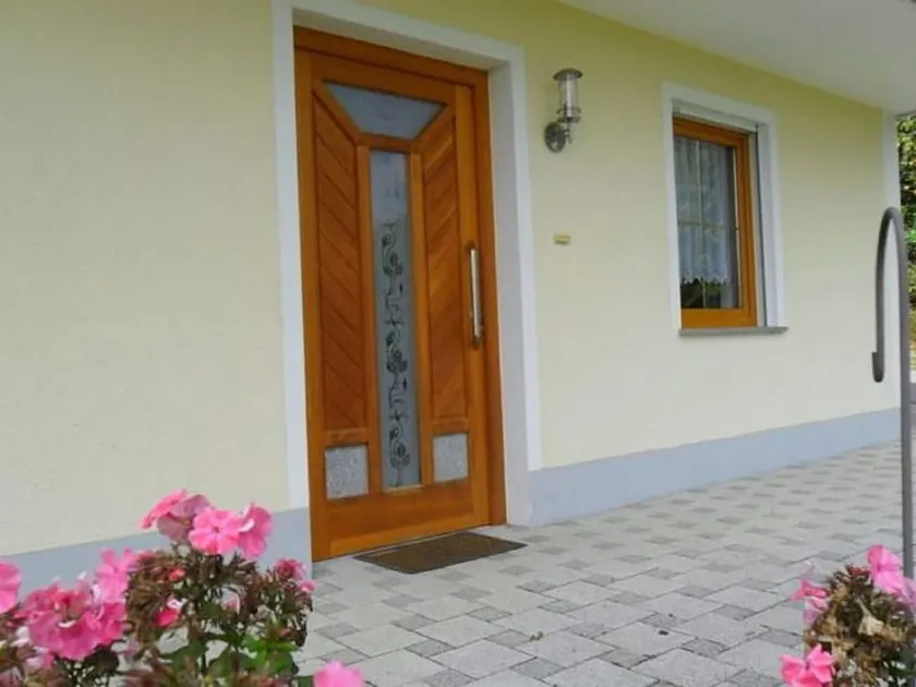 Holiday Flat With Swimming Pool in Prackenbach - Image 1