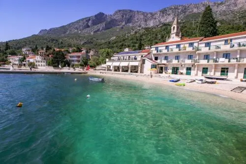 Vila Pinet - Image 1