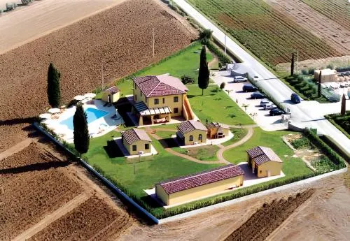 Podere Tre Cipressi - Image 1