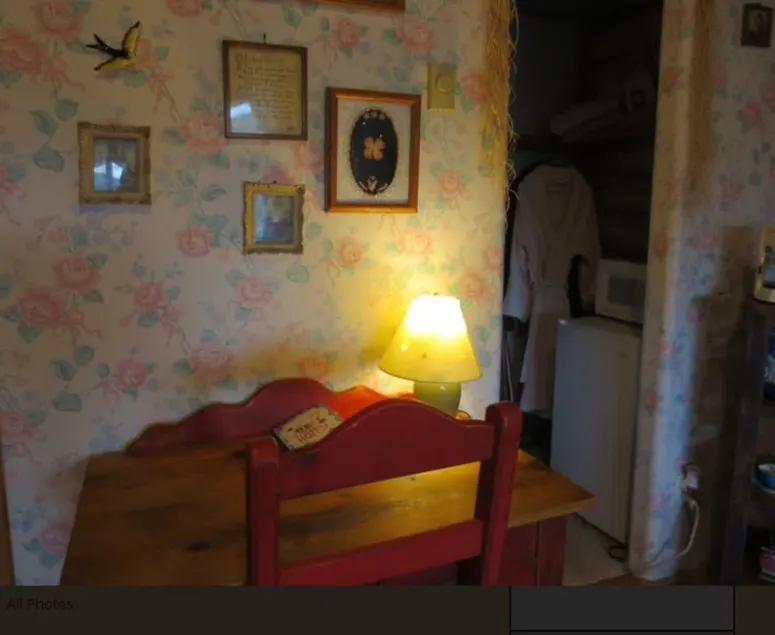 Country Garden Studio - Image 1