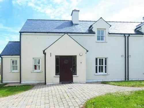 Country View, Holiday Home Dungarvan, Waterford - 3 Bedrooms Sleeps 6 - Image 1