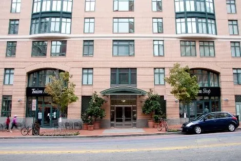 The Lexington at Market Square - Image 1