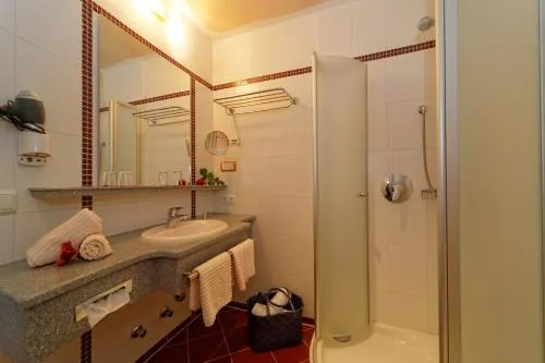 Wellnesshotel Weber - Image 1