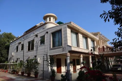 Prithvi Farm Cottag - Image 1