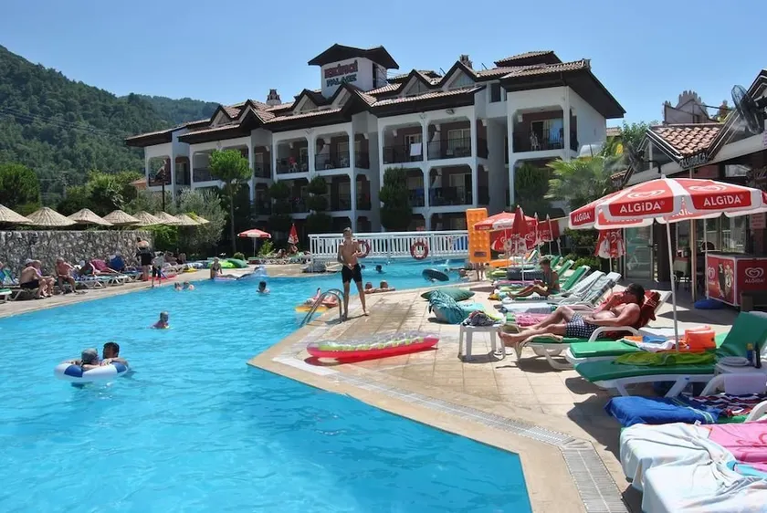 Ekinci Palace Apart Hotel - Image 1