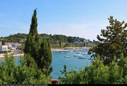 Val de Laco Studio Apartments - Image 1