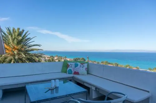 Blue Horizon 3 - Image 1