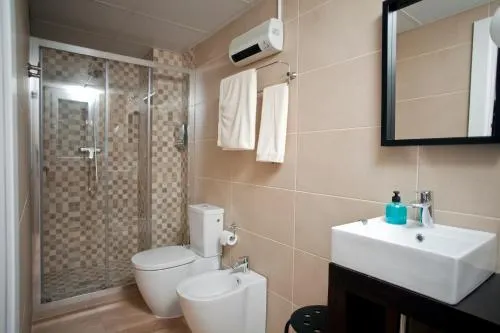 In House Apartamentos - Image 1