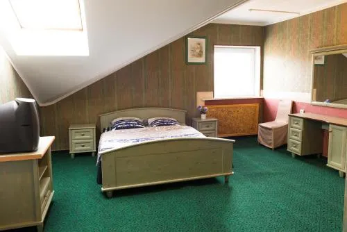 Runmis Hotel - Image 1