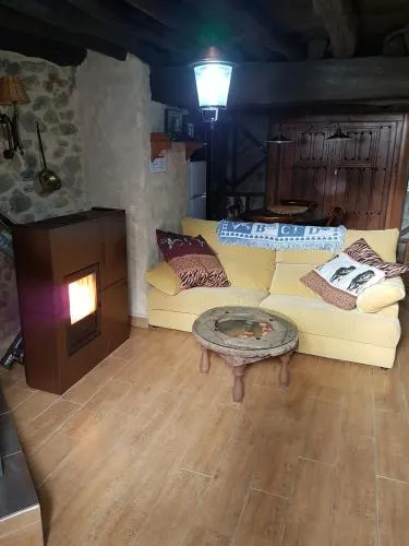 Casa Rural Ángel - Image 1