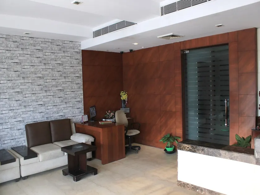Hotel Abhinandan - Image 1