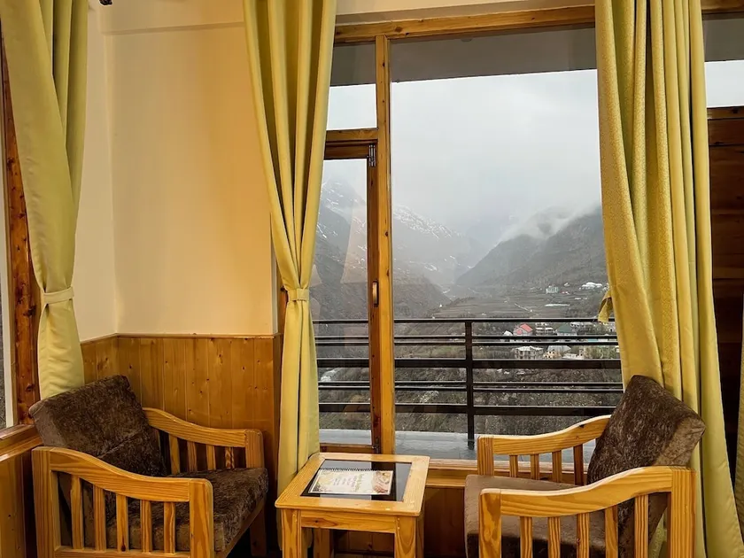 Keylong Heights Guest House - Image 1