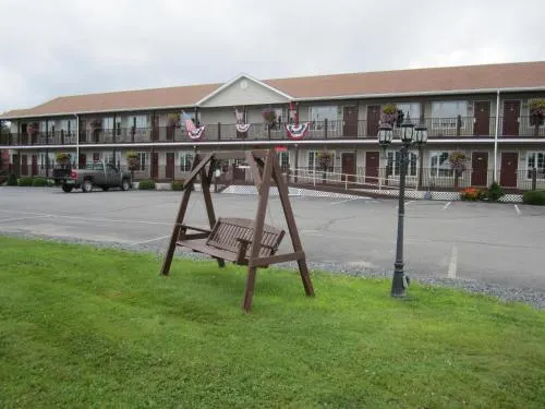 Bishop's Motel - Image 1
