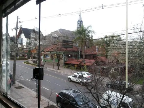 Apartamento Duplex no coração de Gramado - Image 1