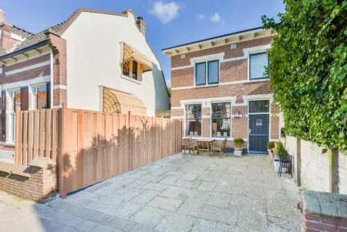 Cute Beach House Zandvoort - Image 1