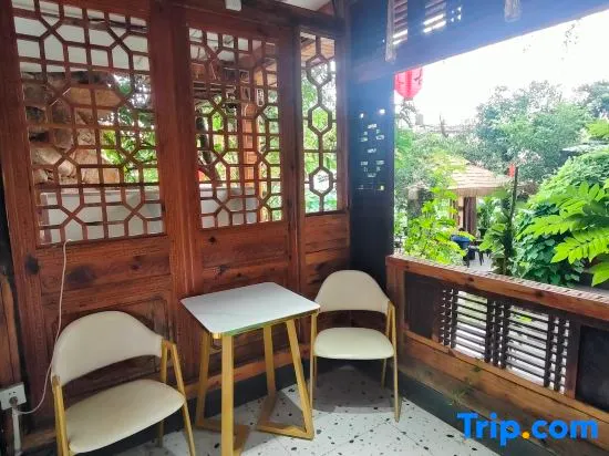 Bengu Yuehu Inn - Image 1