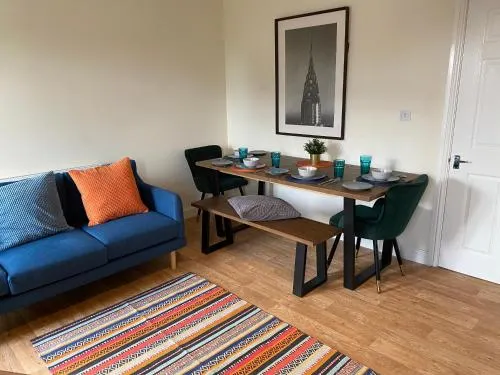 Peak House - Image 1