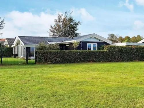 Holiday Home in KarrebÃ¦ksminde - Image 1