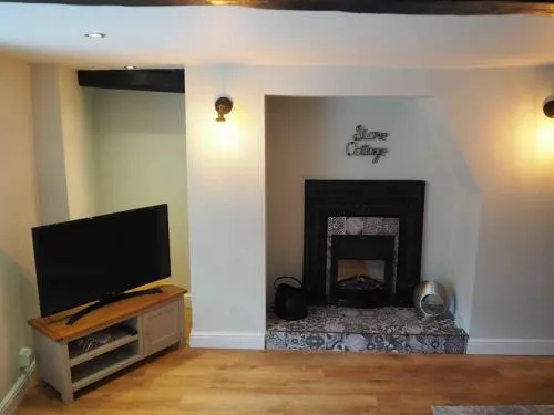 Stone Cottage - Image 1
