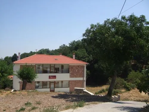 Bistola Guesthouse - Image 1