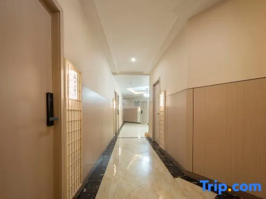 DragonCat Hotel - Image 1