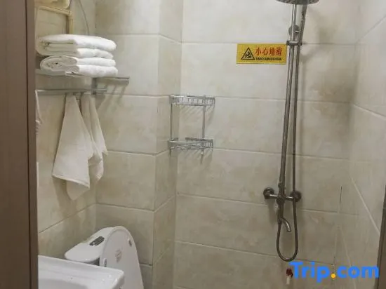 Qixia Tao Ying Hotel - Image 1