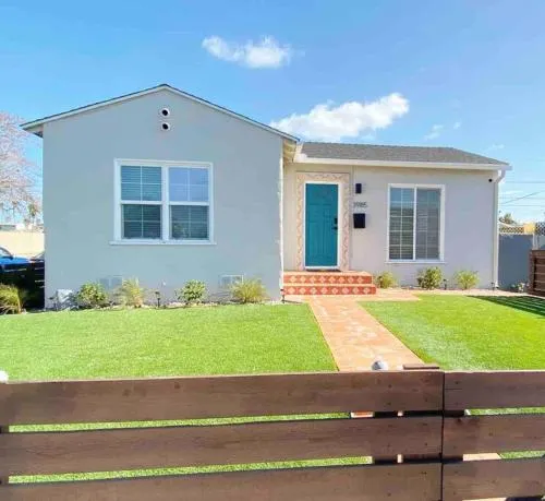 Crown Point Home w/ Cowboy Pool 2 Blocks to Bay - Image 1