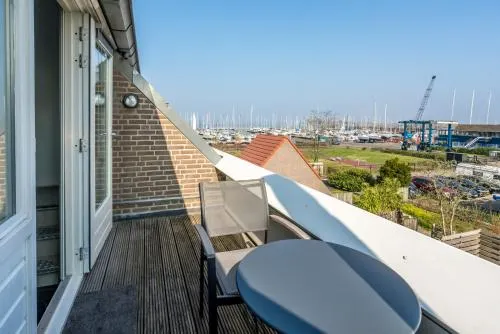 Bruinisse Harbour Apartments - Image 1