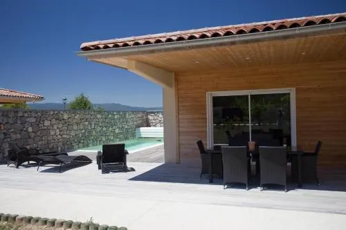 Domaine Des Anges Grospierres - Image 1