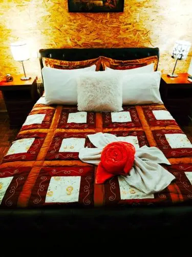 Sweet Home - Image 1