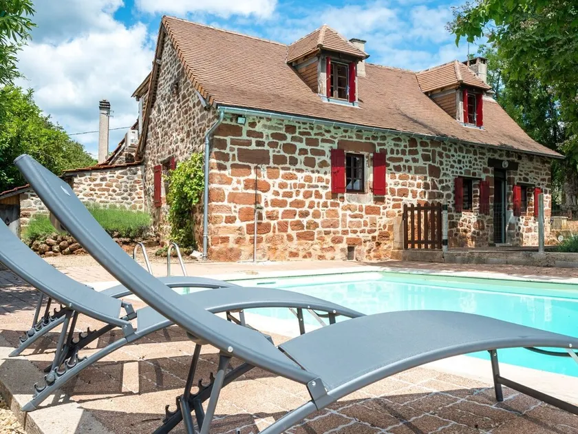 Spacious, Authentic Farmhouse in a Hamlet With Magnificent View and Pool - Image 1