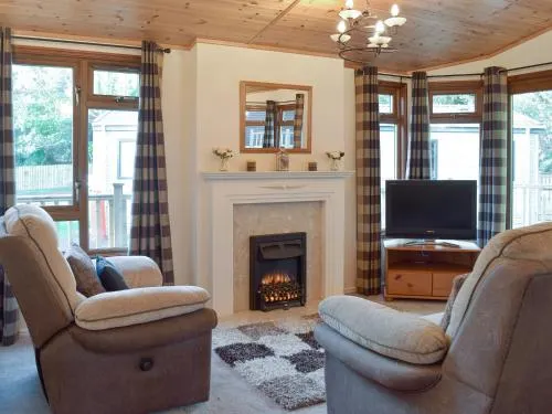 Colman Brook Lodge - Image 1