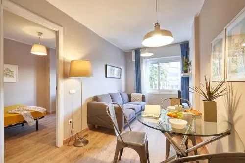 BeBarceloner Sant Andreu Apartments 3 bedrooms - Image 1