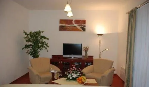 Hotel Bellevue - Image 1