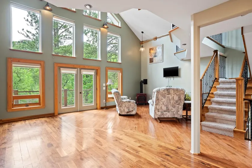 Brookview Place 4BR Near Mount Rushmore - Image 1