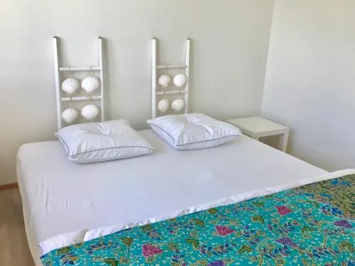Lovely Guesthouse With Lakeview - Image 1