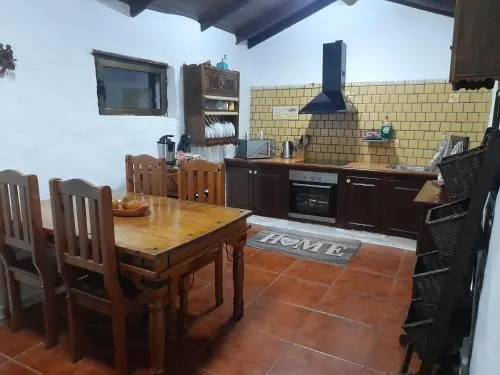 Casa La Gollada - Image 1