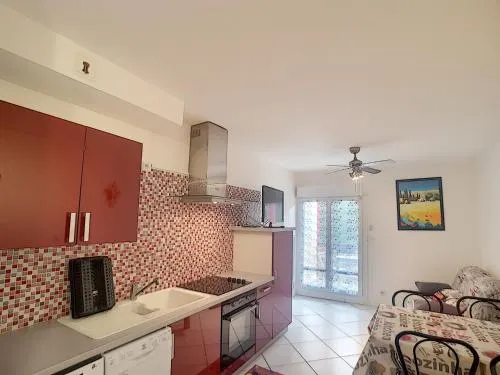 Apartment Plein Soleil Bd Mourcayrol Lamalou 3 - Image 1