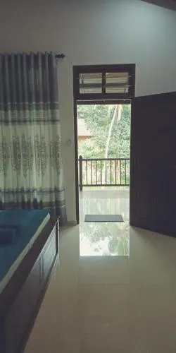 Hiru Resort Inn Unawatuna - Image 1