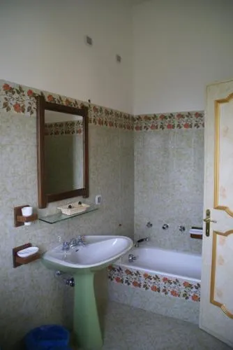 Agriturismo Tenuta Quarto Santa Croce - Image 1