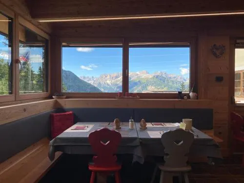 Hotel Tita Piaz - Image 1