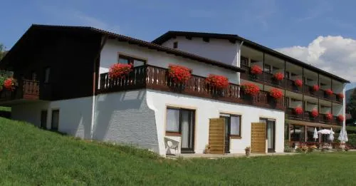 Hotel Alpenblick Berghof - Image 1