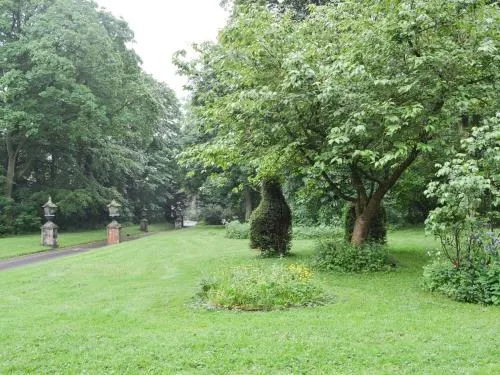 The Woodlands Ashford in the Water - Image 1