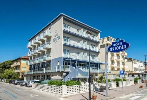 Hotel Astoria - Image 1