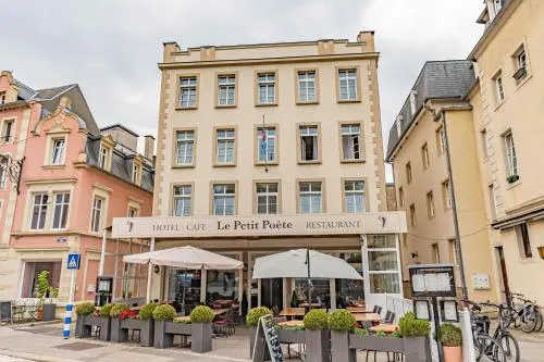 Le Petit Poete - Image 1