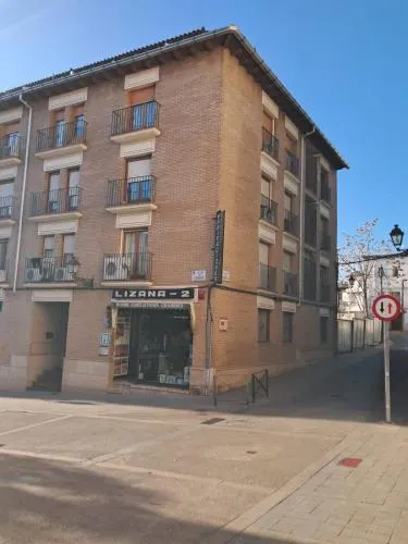 Hostal Lizana 1 - Image 1