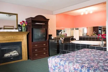 Value Inn Ottawa - Image 1