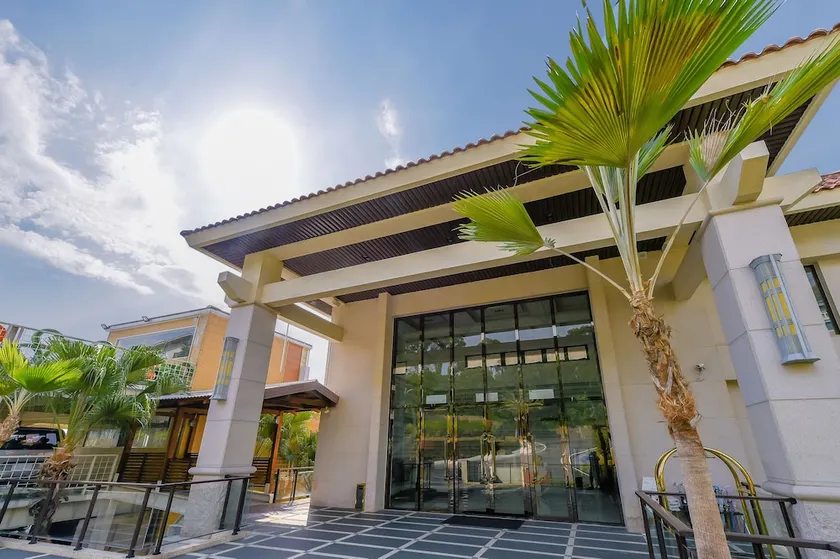 Grand View Resort - Image 1