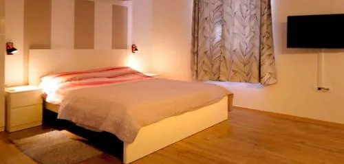 Mon Perin Castrum - Room Mirjana - Image 1
